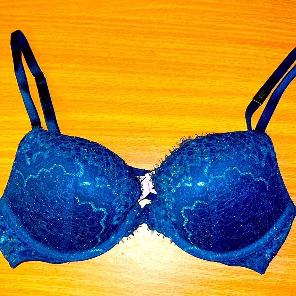 VS Bra
